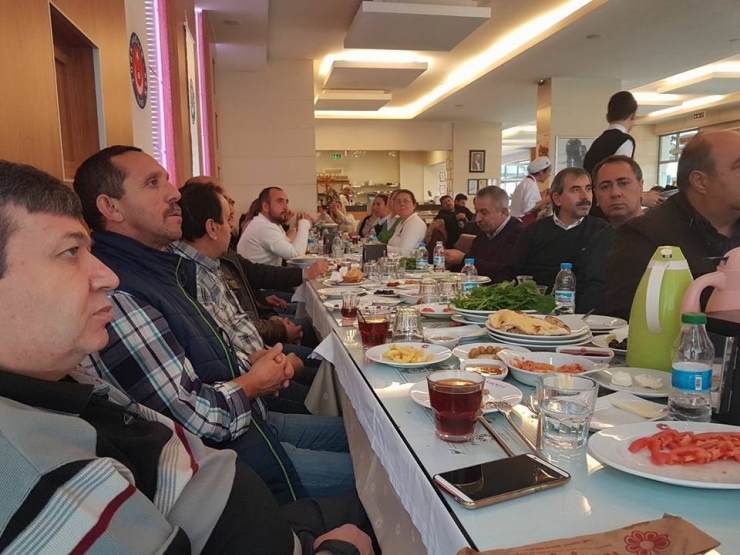 Türk Sağlık - Sen Eskişehir Şubesi Delegeleri Kahvaltıda Buluştular