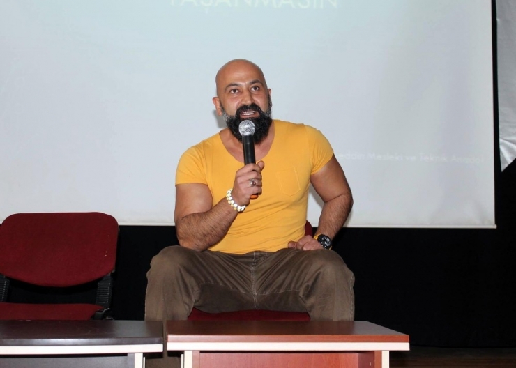 15 Temmuz Gazisi, Akdağmadeni’nde Öğrencilerle Buluştu