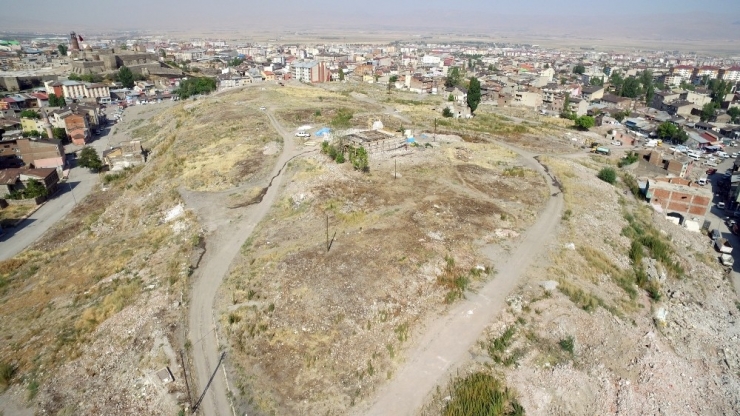 Başkan Korkut: “120 Bin Metrekare, 6 Mahalle, En Büyük Kentsel Dönüşüm Dile Kolay"