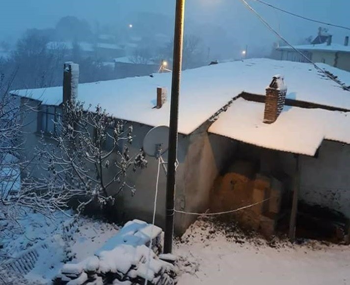 Bilecik’in Yüksek Tepeleri İle Köyler Beyaza Büründü