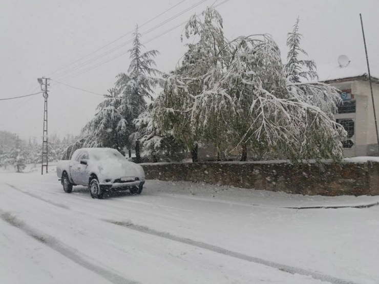 Kırşehir’de Soğuk Hava Kendini Hissettirdi