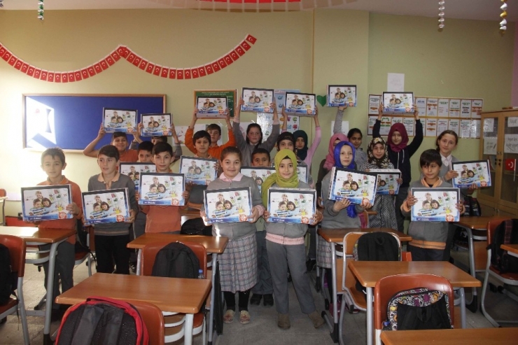 Kocaeli Büyükşehir Belediyesi Çocukların Yüzünü Güldürüyor