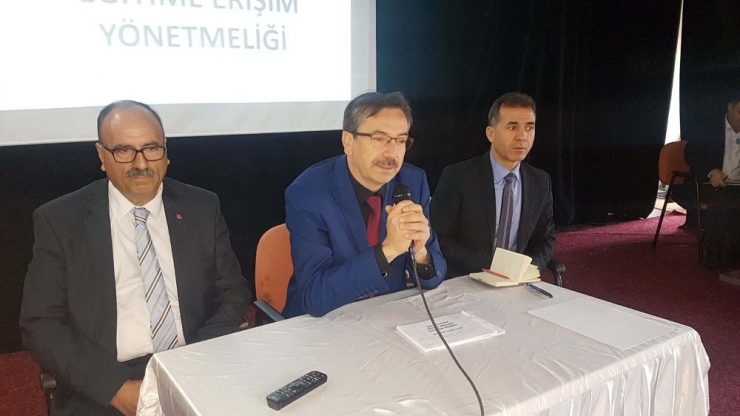 Servis Sürücülerine Yeni Yönetmelik Anlatıldı