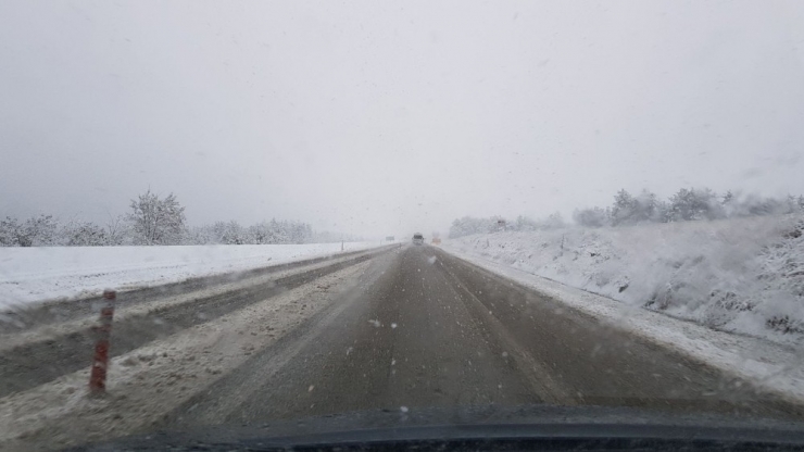 Karabük-bartın Karayolu Kar İle Kaplandı