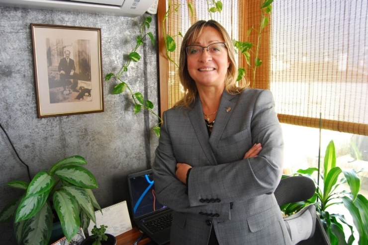 Urayna’da Doğdu, Artık İzmirli Bir Türk Gibi