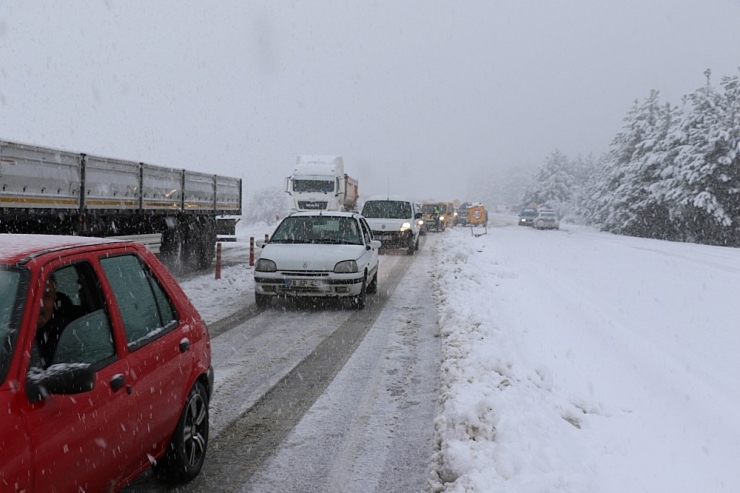 Karabük-bartın Karayolu Trafiğe Kapandı