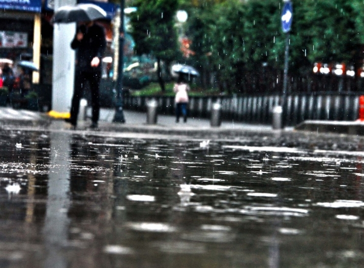 Samsun Sağanak Yağışa Teslim