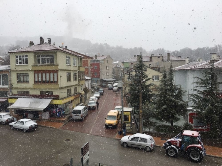 Samsun’a Mevsimin İlk Karı Düştü