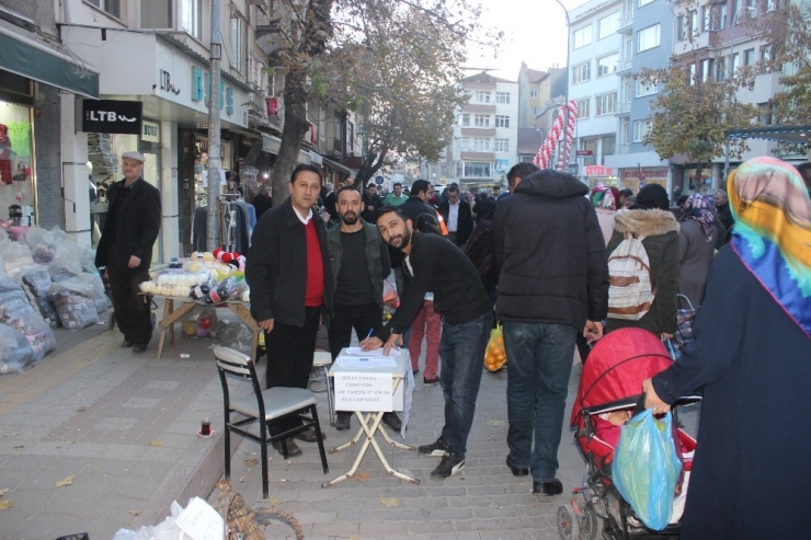 Tavşanlı’da Yerli Otomobil İçin İmza Kampanyası