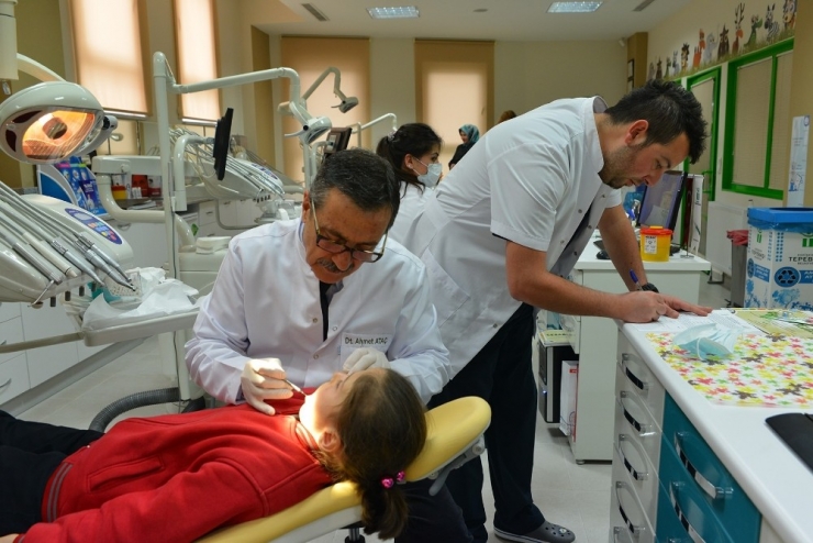 Başkan Ataç’tan 22 Kasım Diş Hekimleri Günü Mesajı