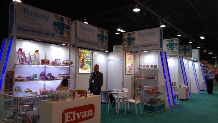 Türk Firmaları, Abd’de Özel Markalı Ürünler Fuarı’nda Ürünlerini Tanıttı