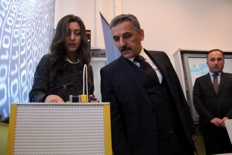 Samsun’da “Teknoloji Sınıfı” Açıldı