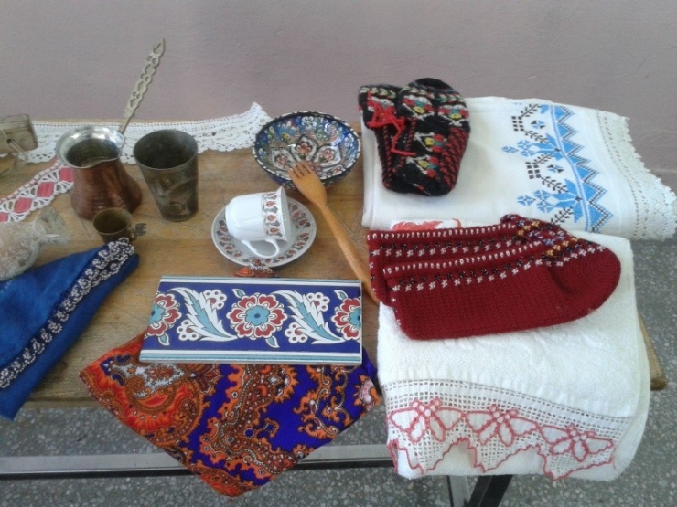 Hisarcık’ta ‘Geçmişten Günümüze Kültürel Değerlerimiz’ Konulu Sergi