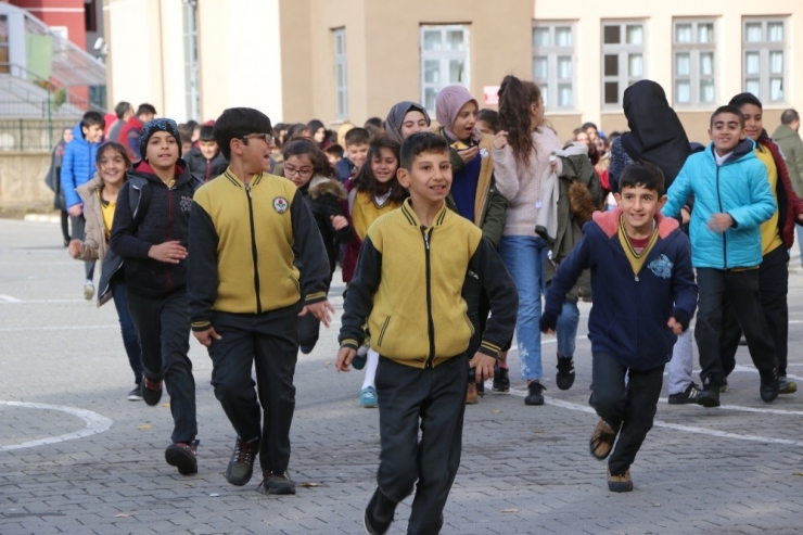 Bingöl’de "Öğrenciler Sinema İle Buluşuyor" Projesi