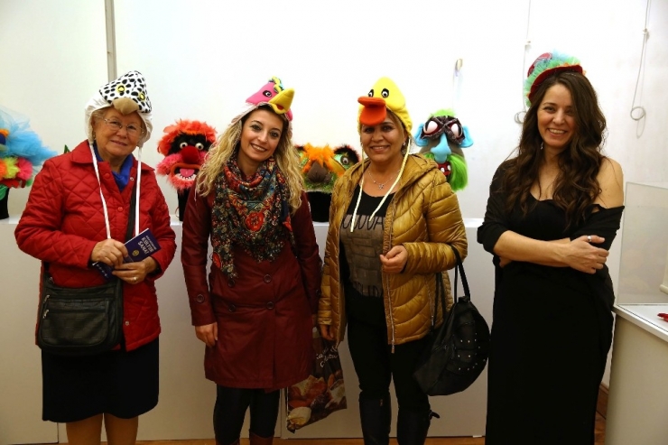 Neşeli Başlıklar Buca’da