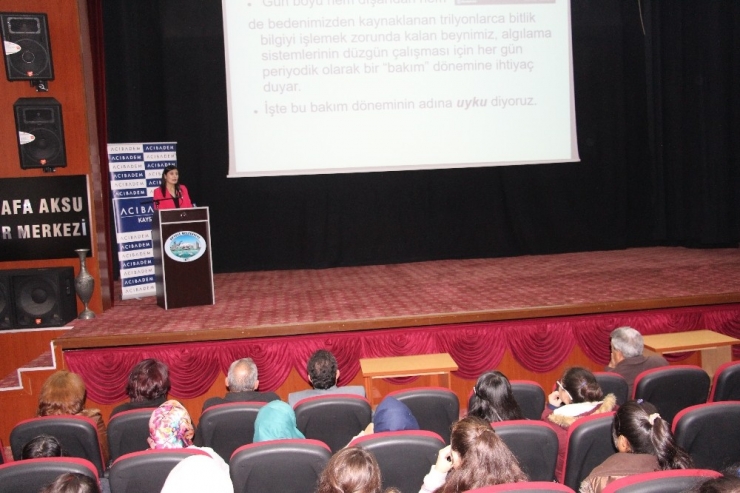Develi’de Uyku Bozukluğu Semineri