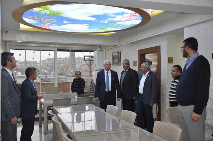 İl Milli Eğitim Müdürü Osman Elmalı Eğitim -Bir -Sen Kayseri Şubesini Ziyaret Etti