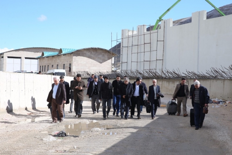 İran Heyeti, Daka’nın Davetlisi Olarak Van’a Geldi