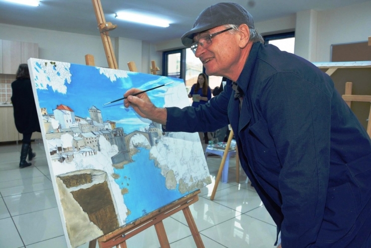 İzmek Kursları Büyük İlgi Görüyor