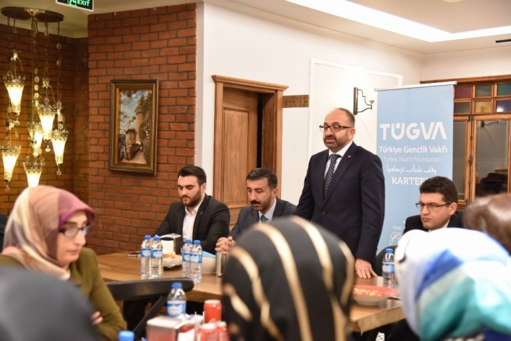 Başkan Üzülmez Tügva Öğretmenleriyle Bir Araya Geldi