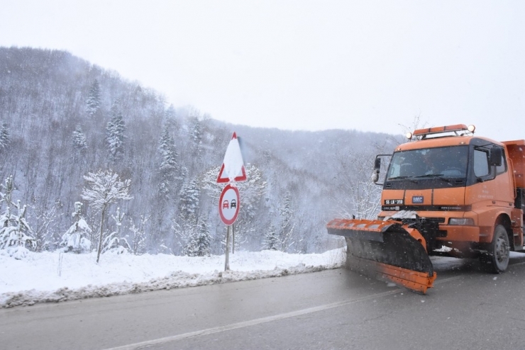Sinop’a Mevsimin İlk Karı Düştü