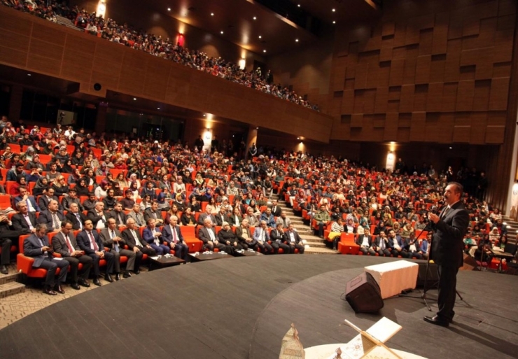 Üniversite Öğrencilerine "Nebi’nin Ayak İzleri" Anlatıldı
