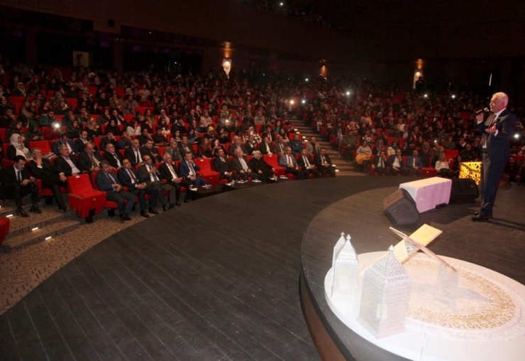 Üniversite Öğrencilerine "Nebi’nin Ayak İzleri" Anlatıldı