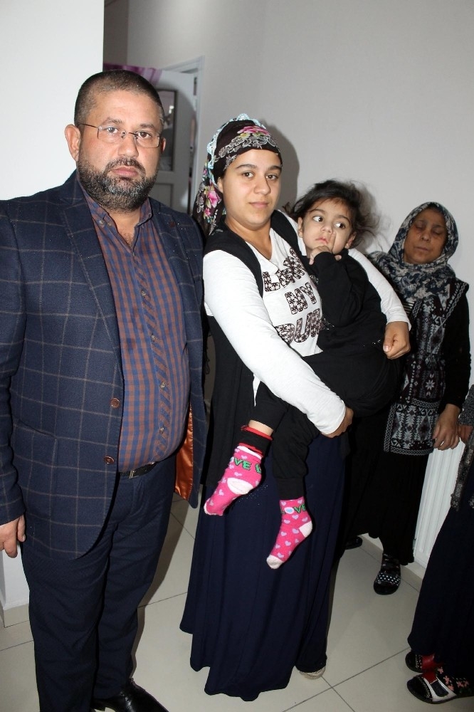 Talihsiz Yavruya Vali Yılmaz Sahip Çıktı