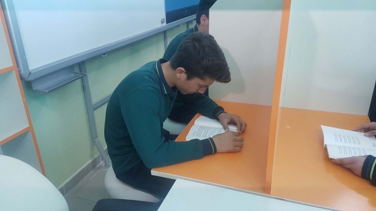 Yunus Emre Anadolu Lisesi, Kütüphanesine Kavuştu