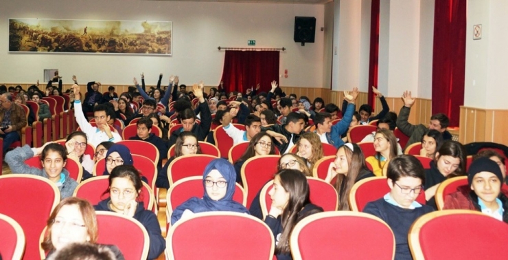 Geciken Bağlantı Öğrencileri Uyuttu