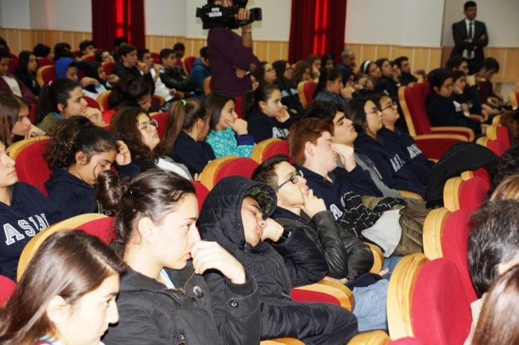 Geciken Bağlantı Öğrencileri Uyuttu