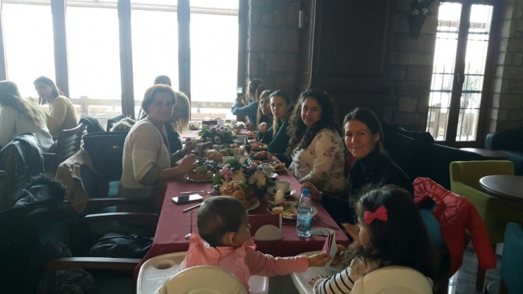 Ayvalık Hem Kahvaltıda Buluştu