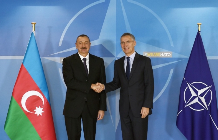 Azerbaycan Cumhurbaşkanı İlham Aliyev, Stoltenberg İle Görüştü