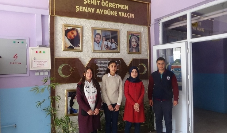 Öğrencileri Aybüke Öğretmeni Unutmadı