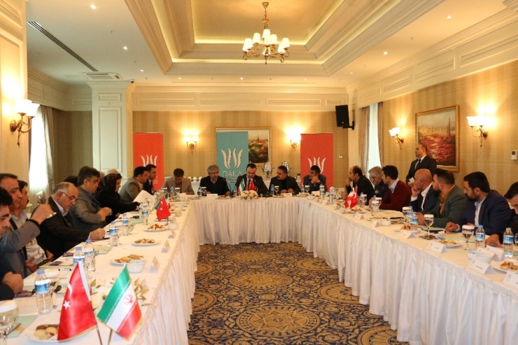 Güray: “İran Halkıyla Et Tırnak Gibiyiz”