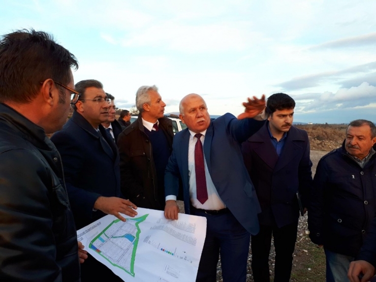 Dursunbey Osb’ye 2.5 Km’lik Demiryolu Hattı