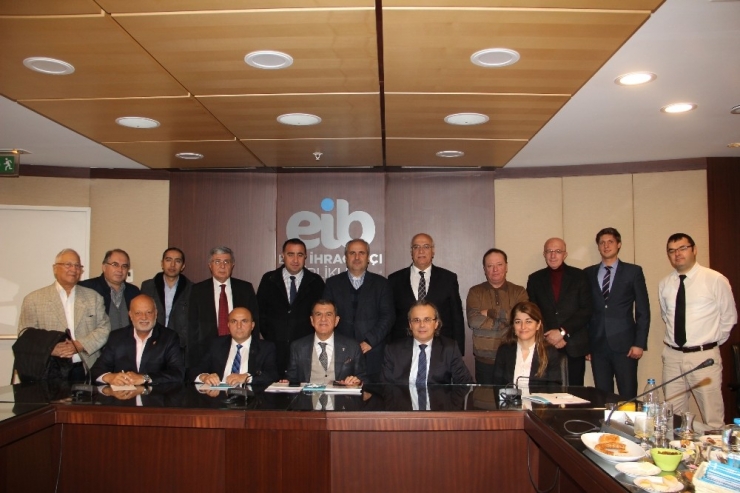 Ege Kuru Meyve Ve Mamulleri İhracatçılar Birliği Başkanı Celep: "Kuru Üzüm Çıkışı 180 Milyon Liralık Bir Katma Değer Oluşturdu"