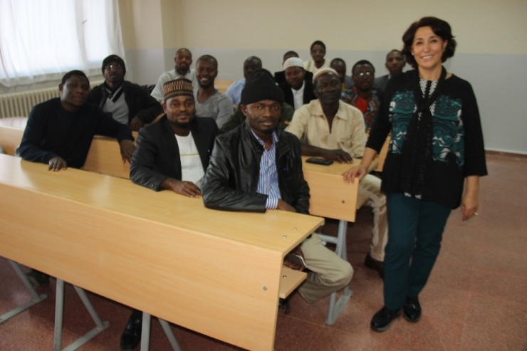 Ganalılar Elazığ’da Öğretmen Oluyor