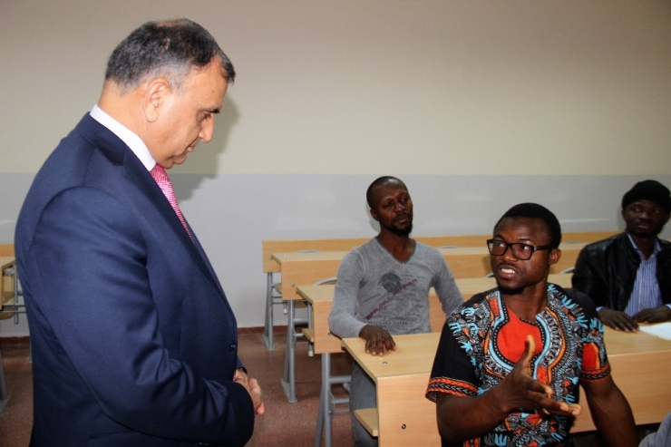 Ganalılar Elazığ’da Öğretmen Oluyor