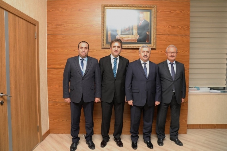 Başkan Baran, İki Sendika Arasındaki Görüşmelere Katıldı