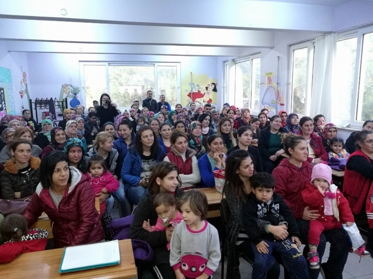 Salihli’de Ailelere Yönelik Eğitim