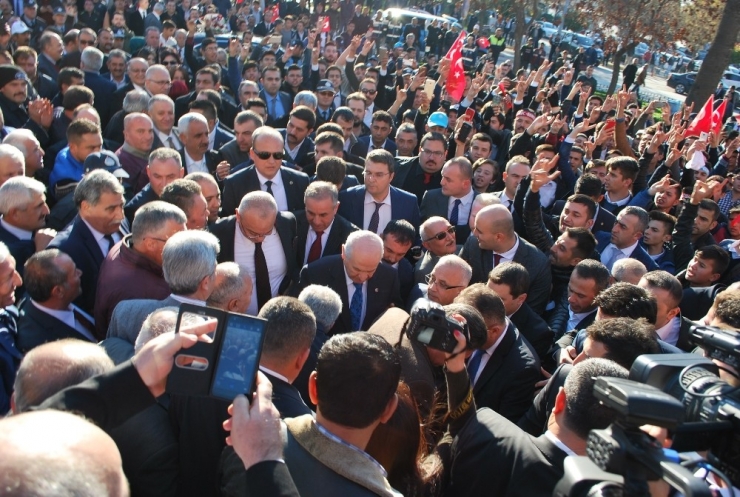 Bahçeli: “Türk Bayrağı Kandil’de Dalgalanmalı, Afrin Teröristlere Mezar Olmalıdır”