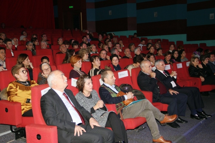 Şükriye Tutkun Ve Mehmet Gümüş Öğretmenler İçin Söyledi