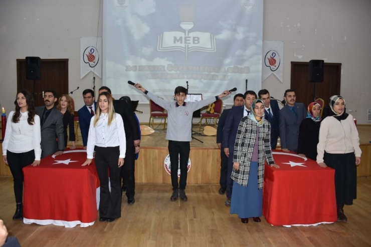 Muş’ta 24 Kasım Öğretmenler Günü