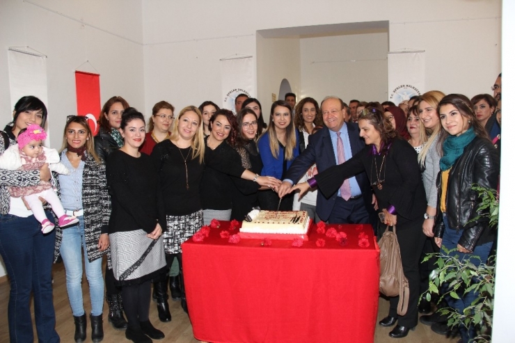 Efeler’de Belediye Bünyesinde Görevli Öğretmenler Unutulmadı