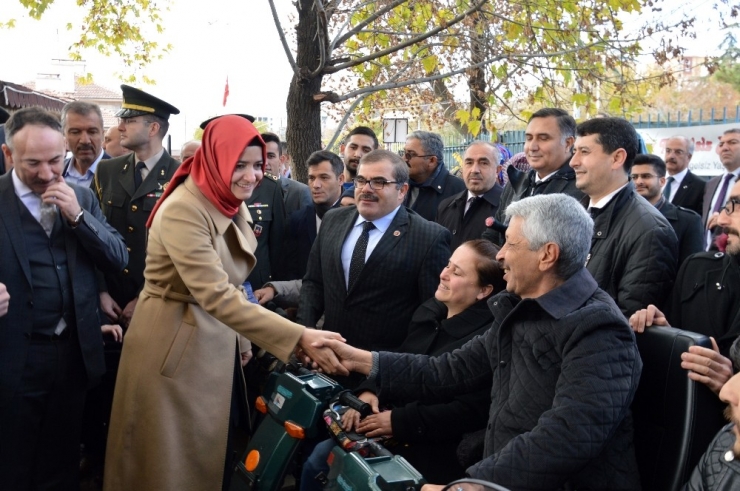Aile Bakanı Kaya: “Kılıçdaroğlu Tüm Kadınlardan Özür Dilesin”