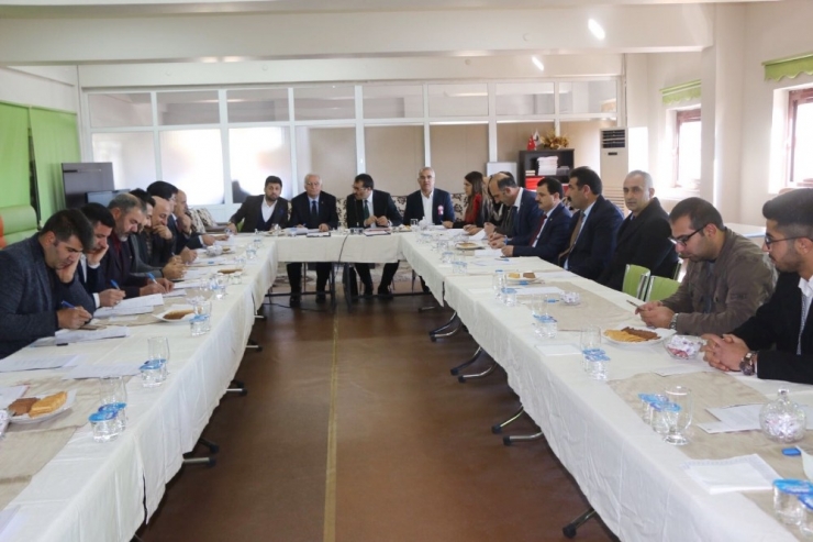 Bingöl’de “Şehirlerin Ekonomik Beklentileri Forumu” Projesi