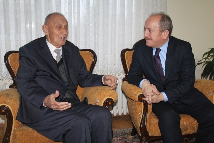 Ak Parti İl Başkanı Karadağ’dan Anlamlı Kutlama