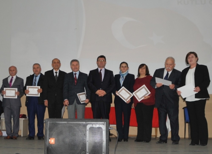 Bafra’da Öğretmenler Günü Kutlandı