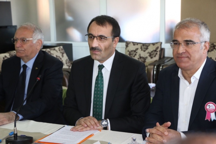 Bingöl’de “Şehirlerin Ekonomik Beklentileri Forumu” Projesi